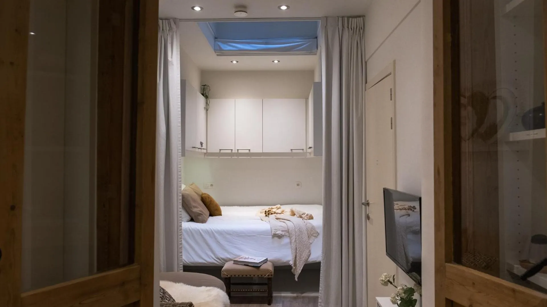 Cityhome Apartments In The Heart Of Antwerp 0*,
